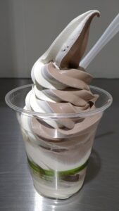 【コストコ】新発売・チョコレートバナナ ソフトクリーム(フードコート)を食べました！