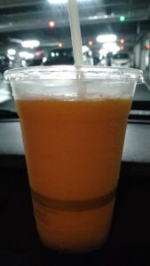 【コストコ】新商品・バレンシアオレンジスムージーを飲んでみた（フードコート）