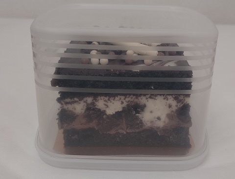 タキシードケーキ冷蔵保存２画像